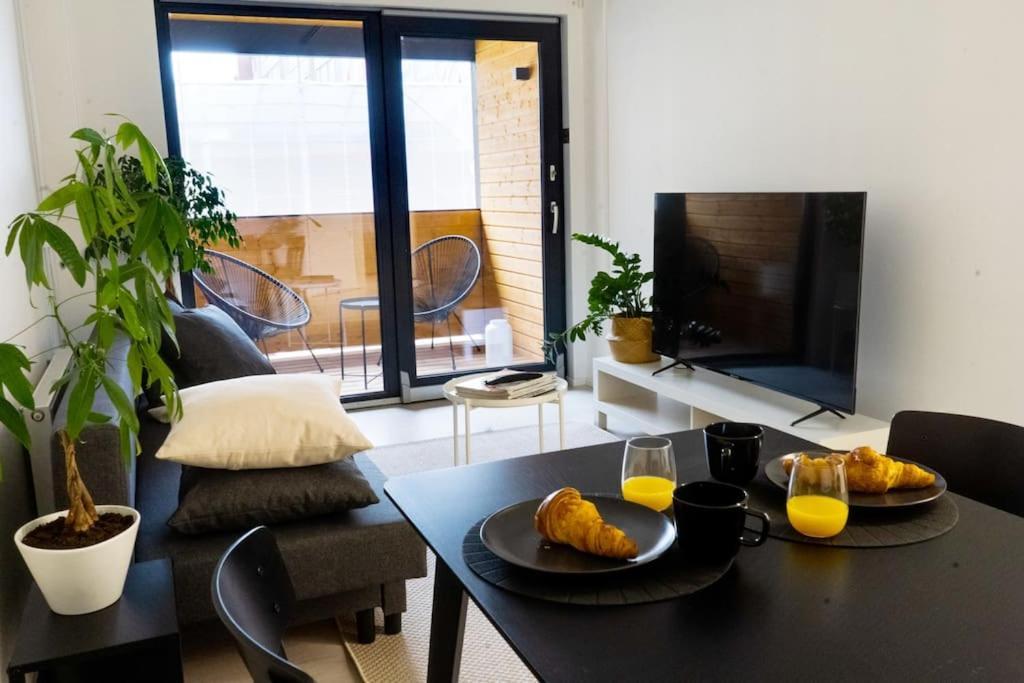 3H,K,P - Keskellae Tamperetta Kaunis Parvekkeellinen Uusittu Kolmio Apartment Bagian luar foto