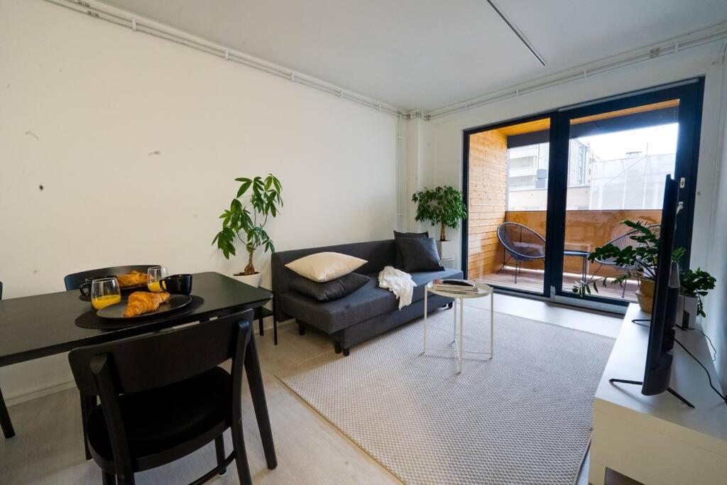 3H,K,P - Keskellae Tamperetta Kaunis Parvekkeellinen Uusittu Kolmio Apartment Bagian luar foto