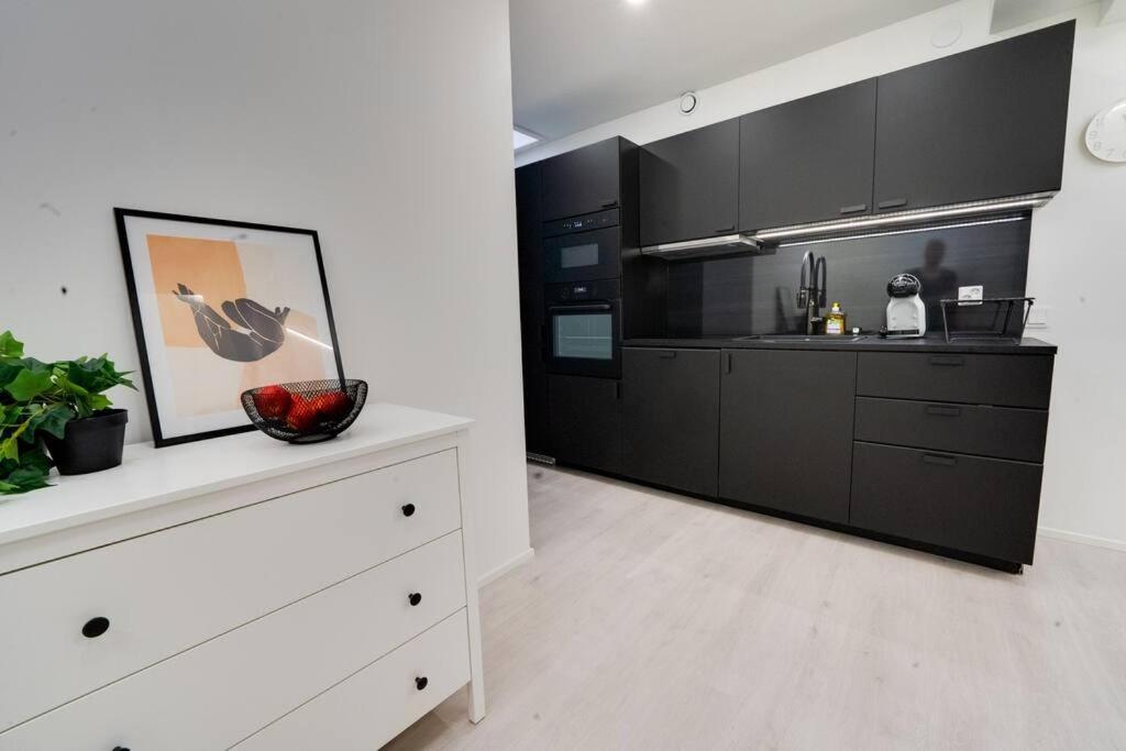 3H,K,P - Keskellae Tamperetta Kaunis Parvekkeellinen Uusittu Kolmio Apartment Bagian luar foto