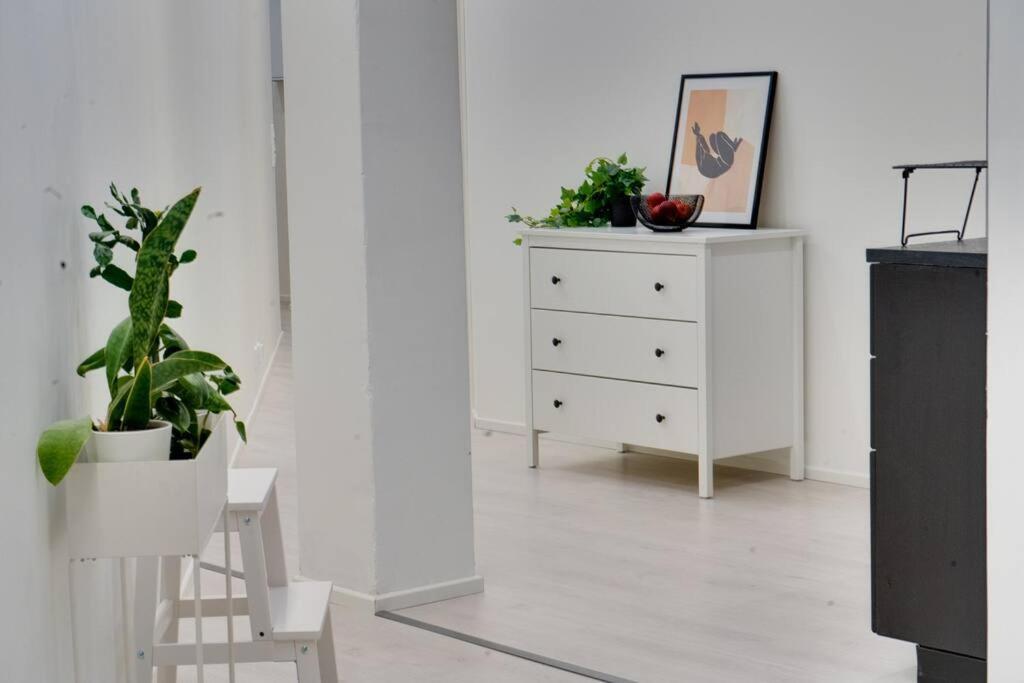 3H,K,P - Keskellae Tamperetta Kaunis Parvekkeellinen Uusittu Kolmio Apartment Bagian luar foto